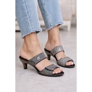 Hoelle Womens Black White Geometric Slide Sandals 2.5 Inch Heel Made in Spain